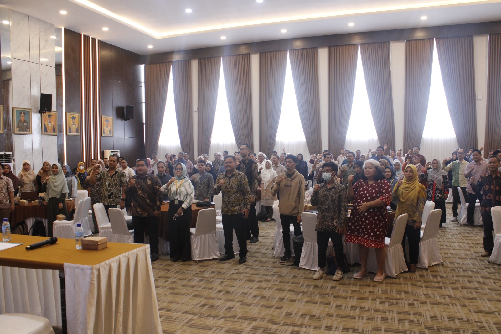 UPA Lab Terpadu Unram Gelar Workshop Finalisasi Tarif dan SOP Penggunaan Laboratorium